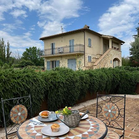 Agriturismo Qui E Ora Bevagna Kültér fotó