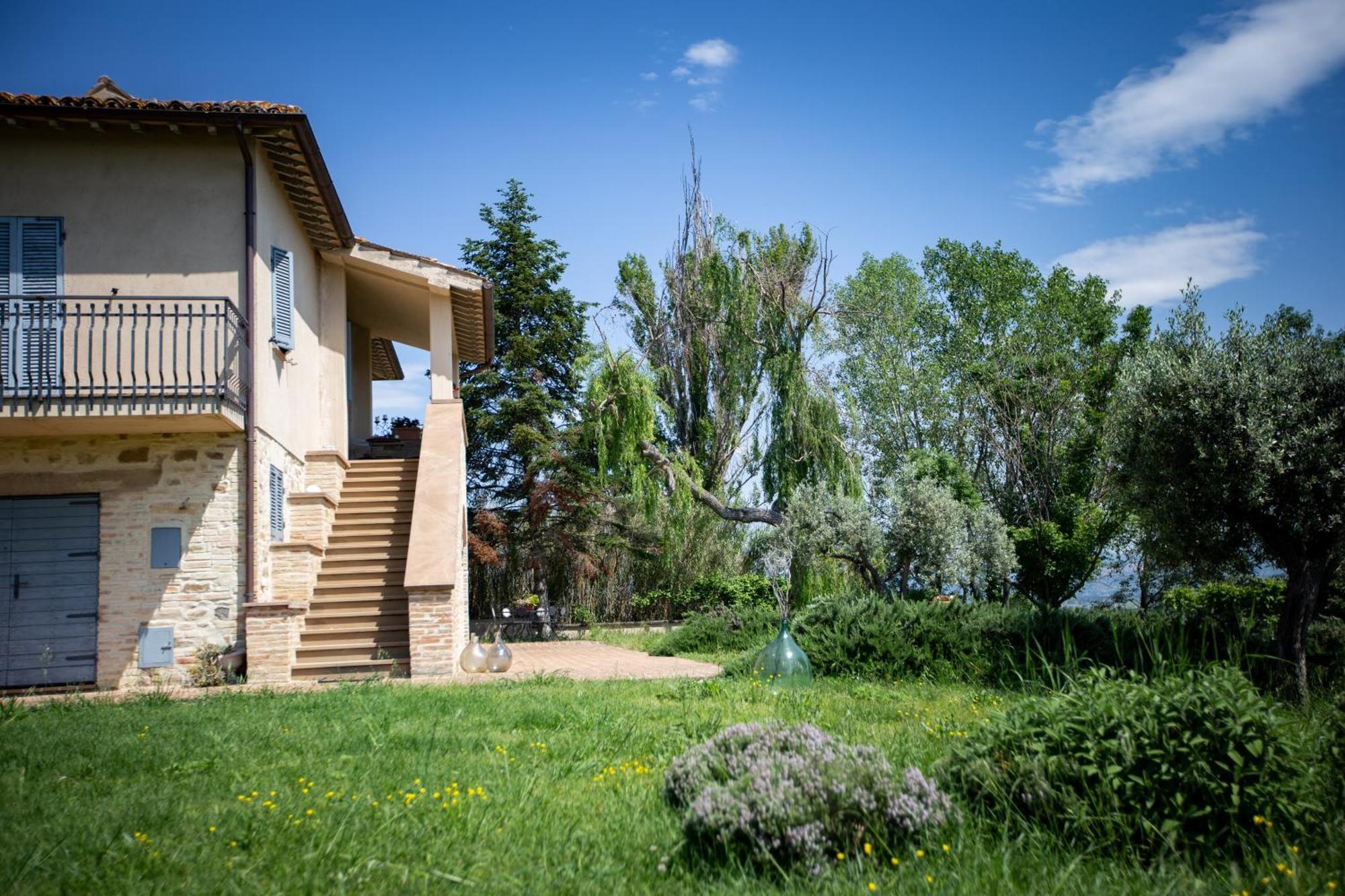 Agriturismo Qui E Ora Bevagna Kültér fotó